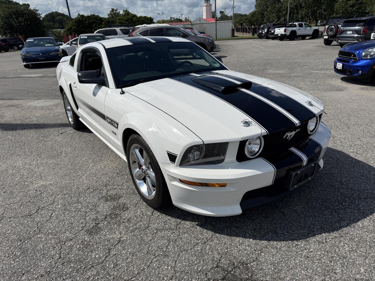 Ford Mustang 2dr Cpe GT Deluxe 2008