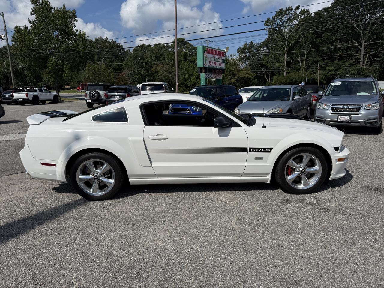 Ford Mustang 2dr Cpe GT Deluxe 2008