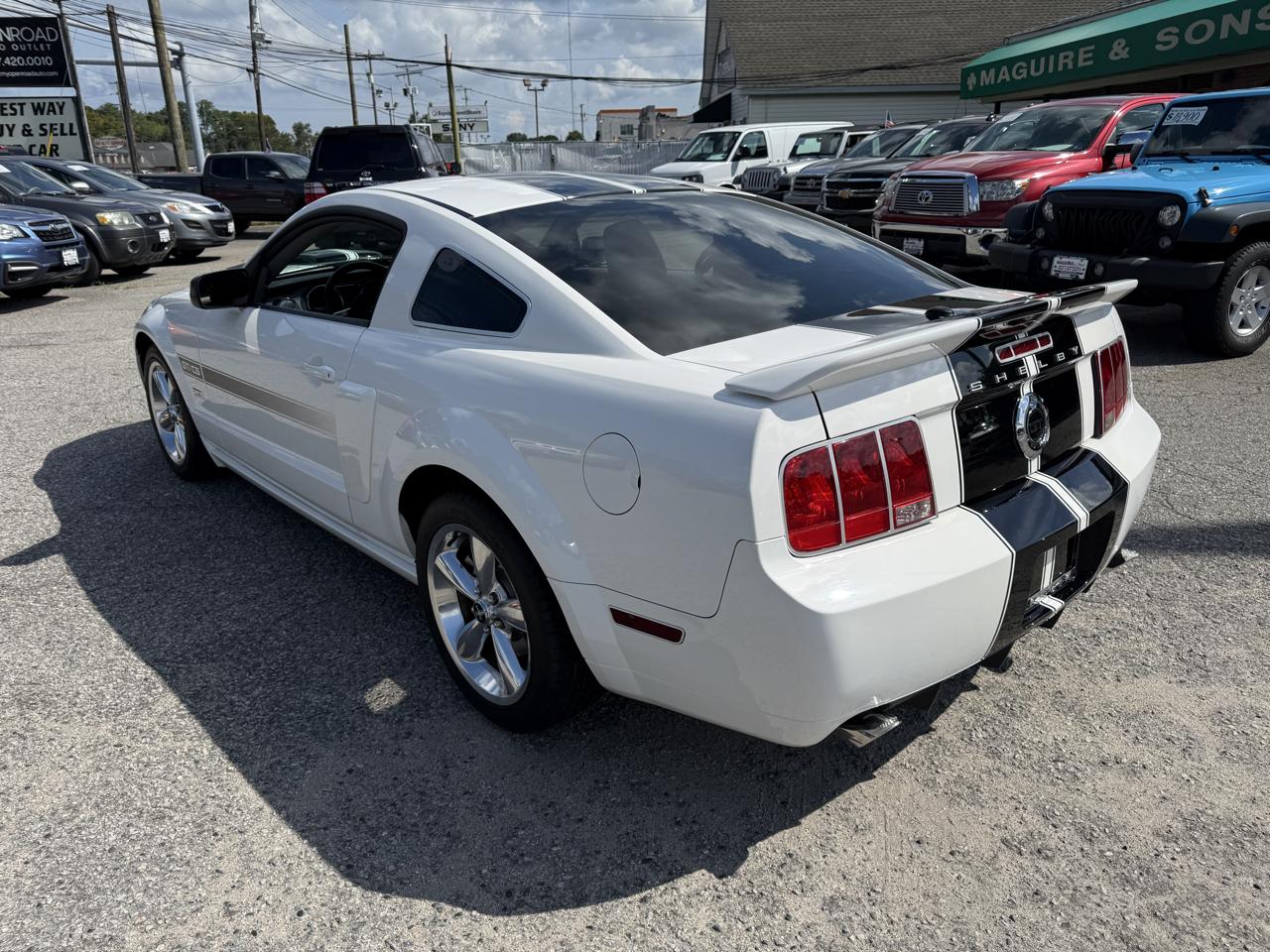 Ford Mustang 2dr Cpe GT Deluxe 2008