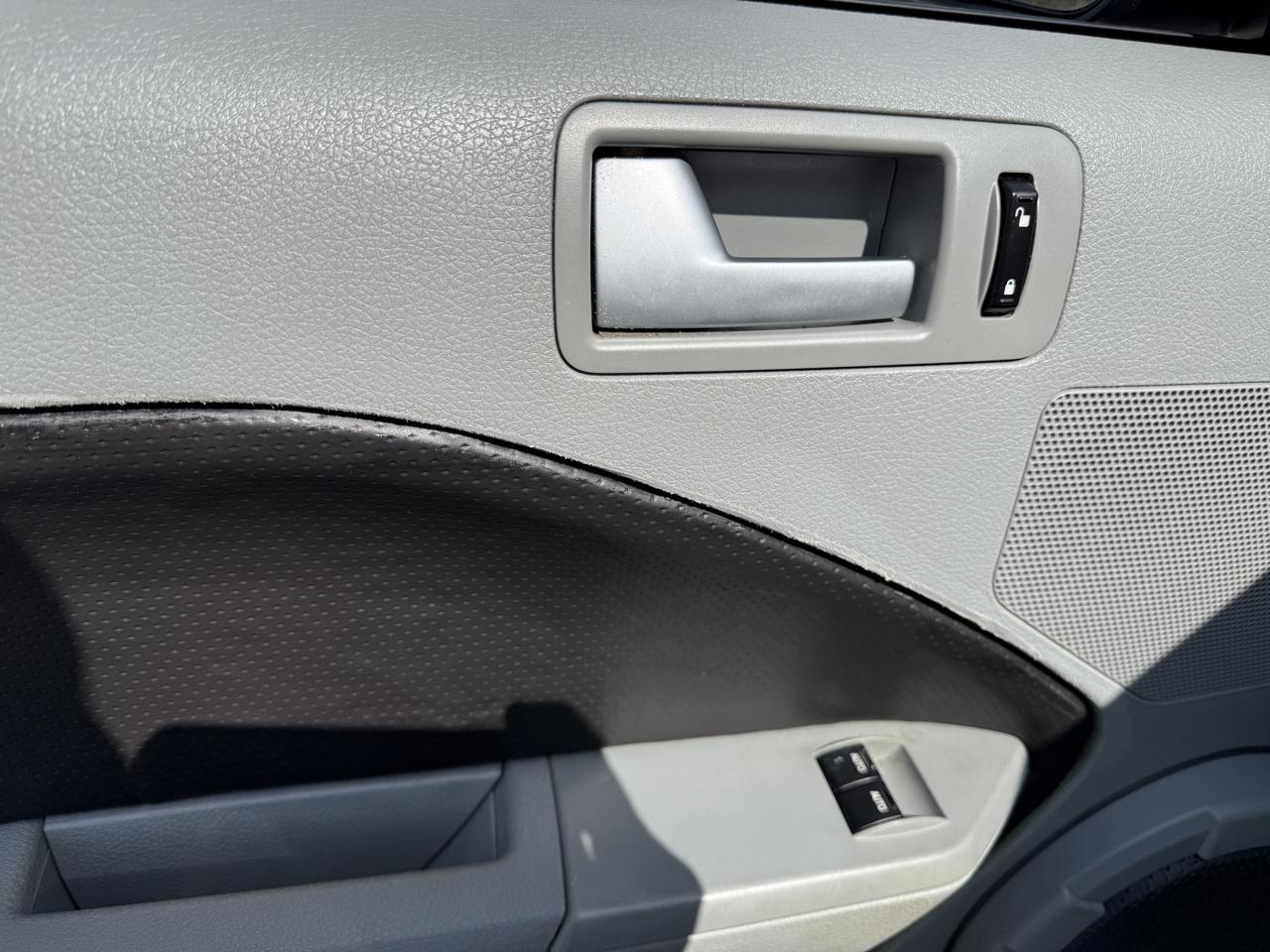 Ford Mustang 2dr Cpe GT Deluxe 2008