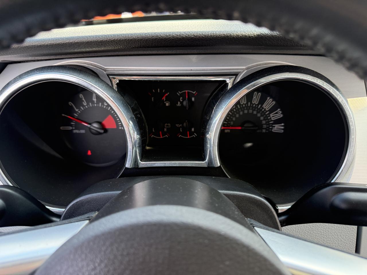 Ford Mustang 2dr Cpe GT Deluxe 2008
