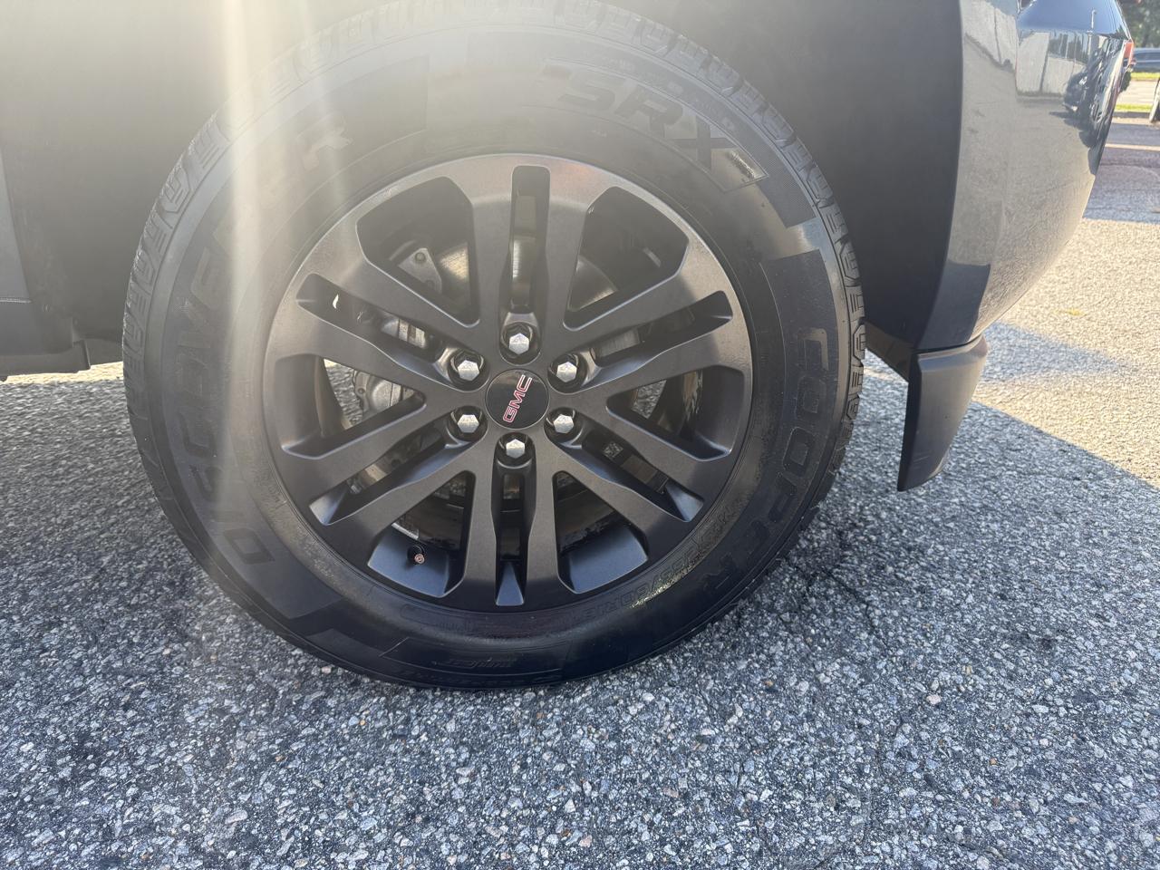 GMC Canyon 4WD Crew Cab 140.5" SLE 2019