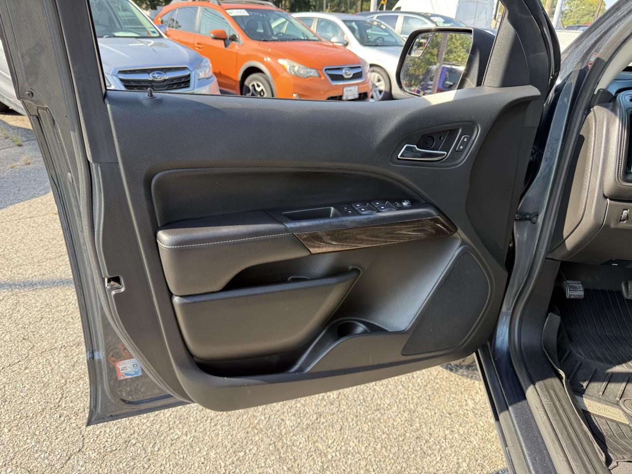GMC Canyon 4WD Crew Cab 140.5" SLE 2019