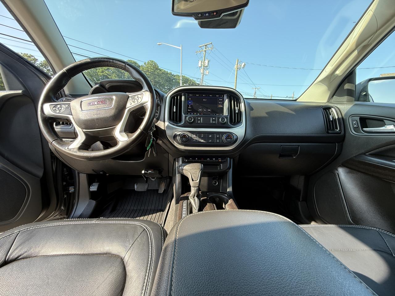 GMC Canyon 4WD Crew Cab 140.5" SLE 2019