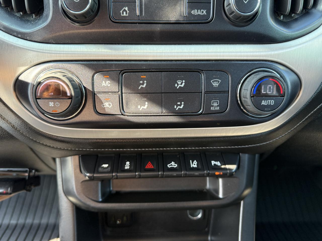 GMC Canyon 4WD Crew Cab 140.5" SLE 2019