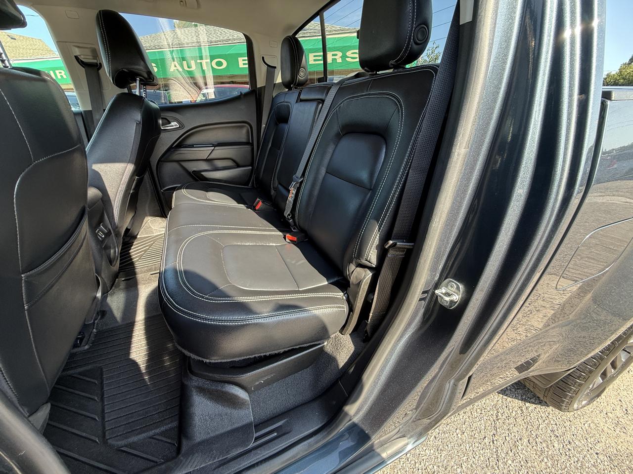 GMC Canyon 4WD Crew Cab 140.5" SLE 2019