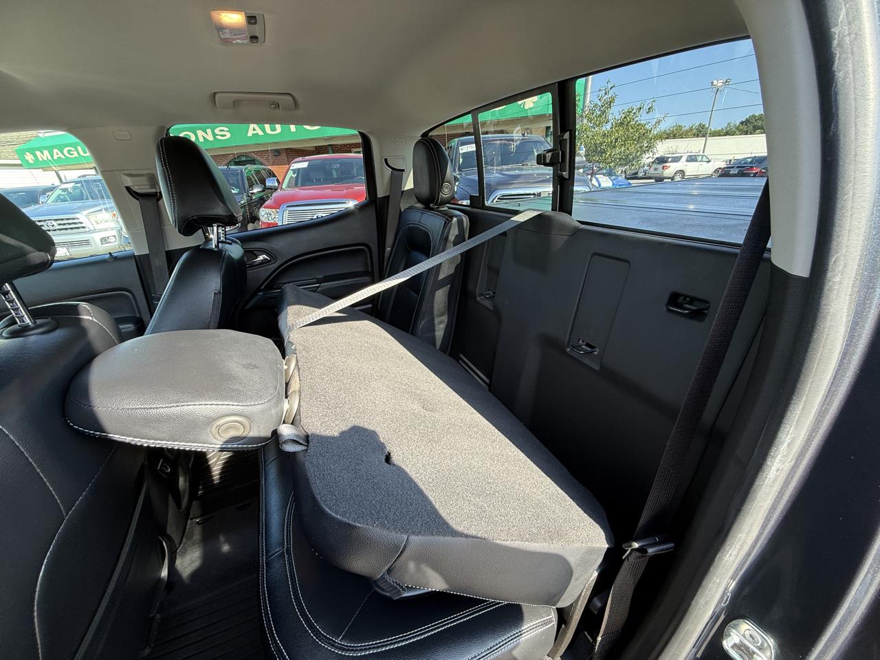 GMC Canyon 4WD Crew Cab 140.5" SLE 2019