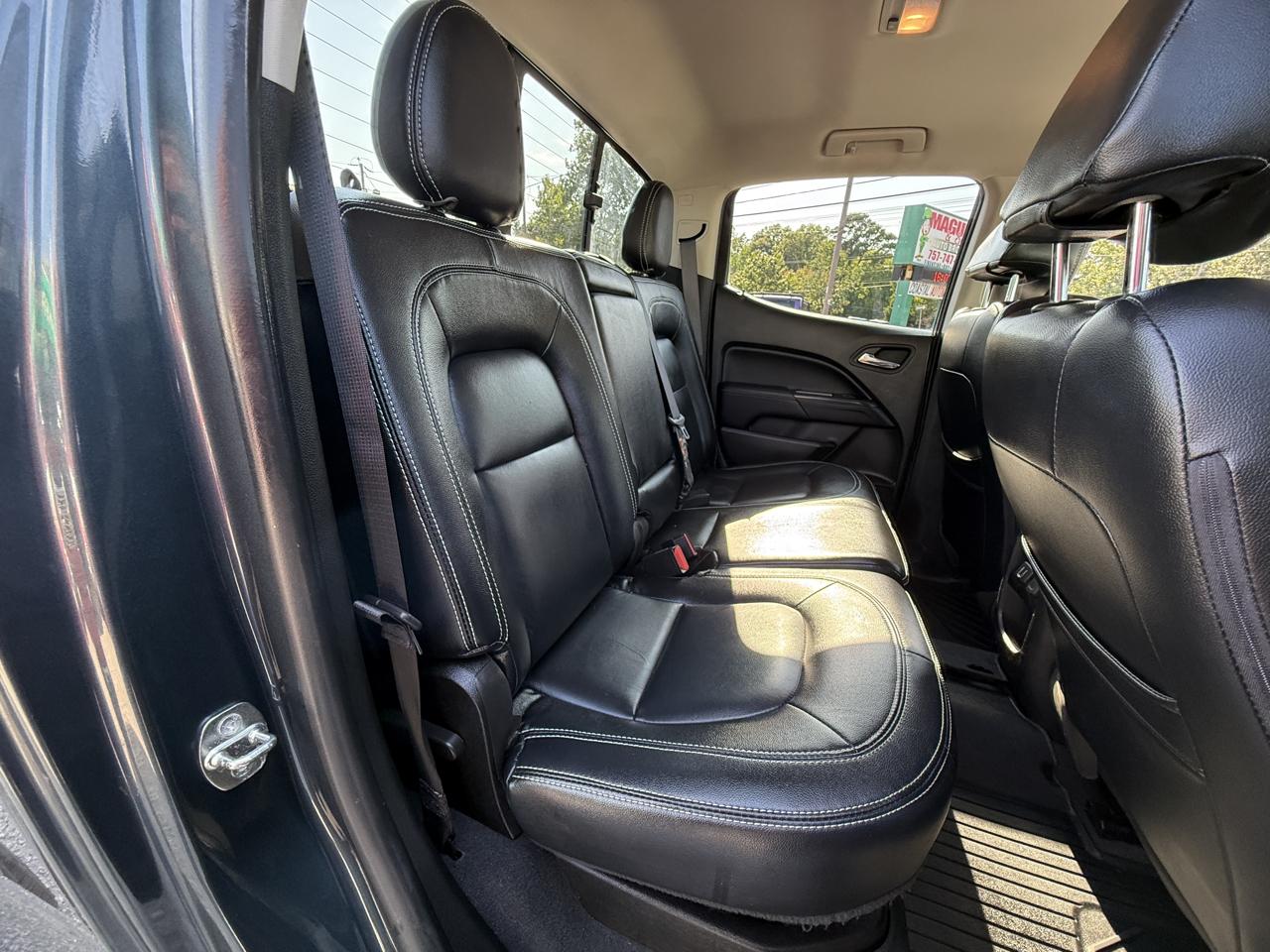 GMC Canyon 4WD Crew Cab 140.5" SLE 2019