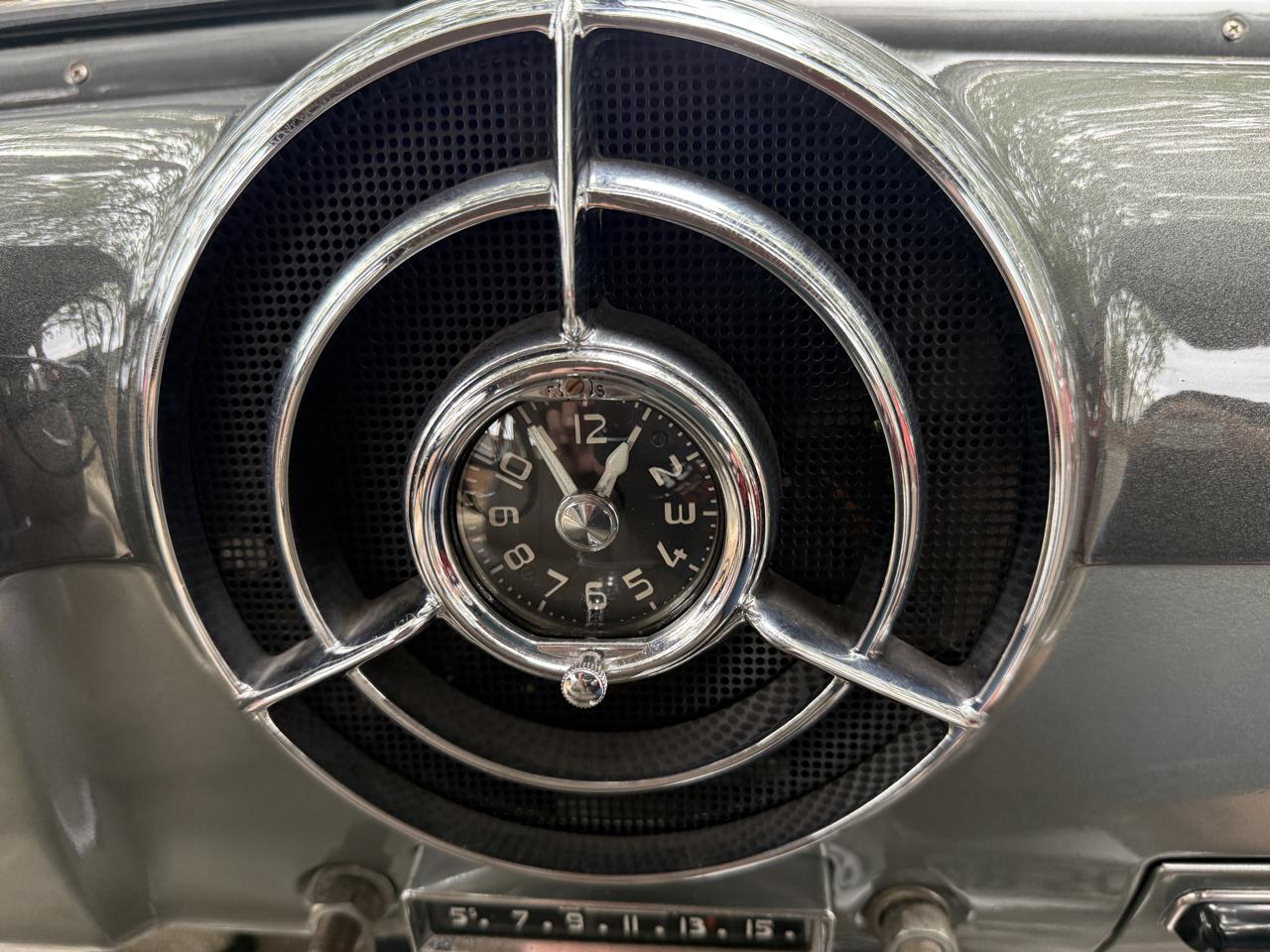 Pontiac Silver Streak  1949