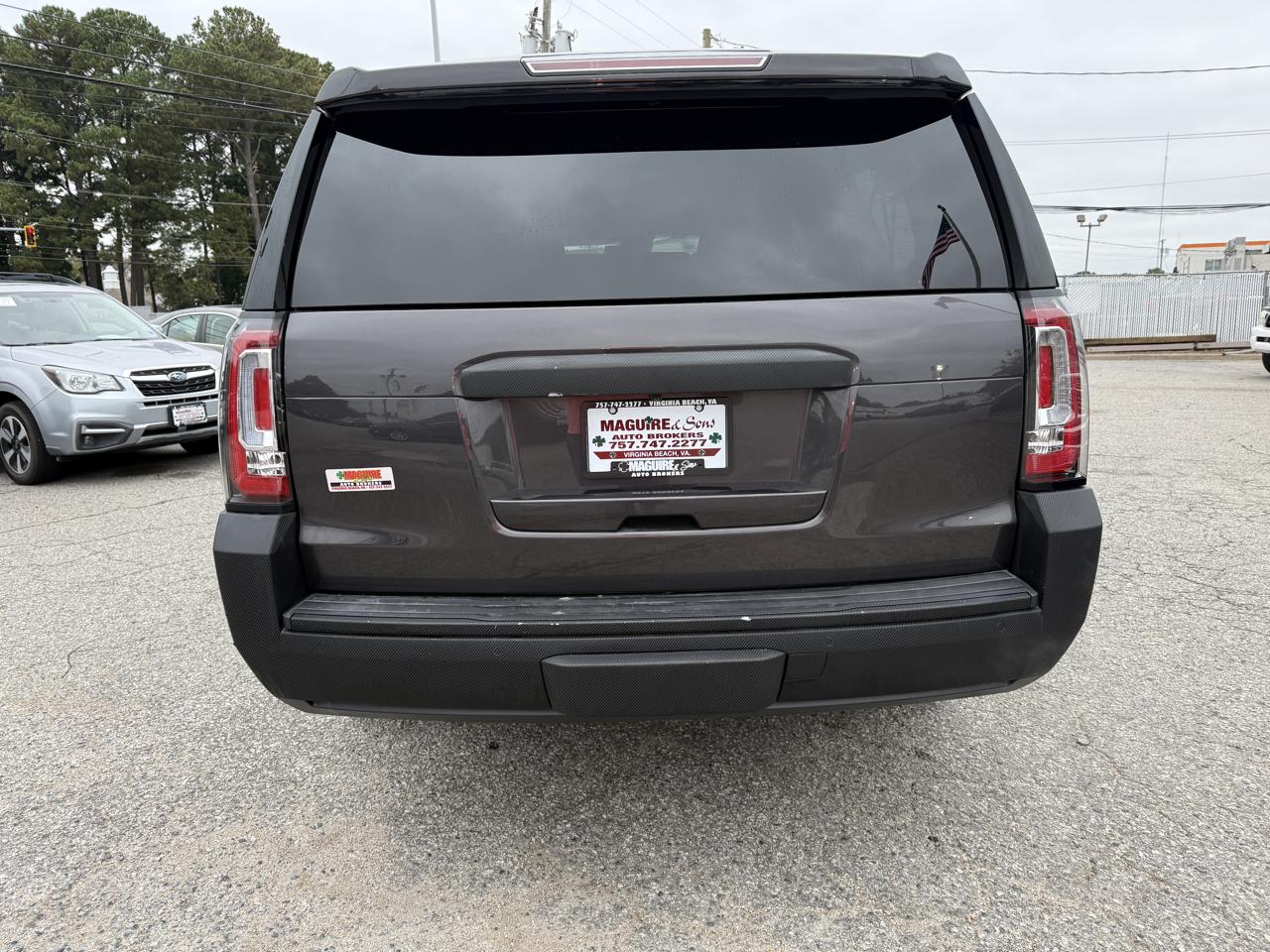 GMC Yukon XL 4WD 4dr Denali 2017