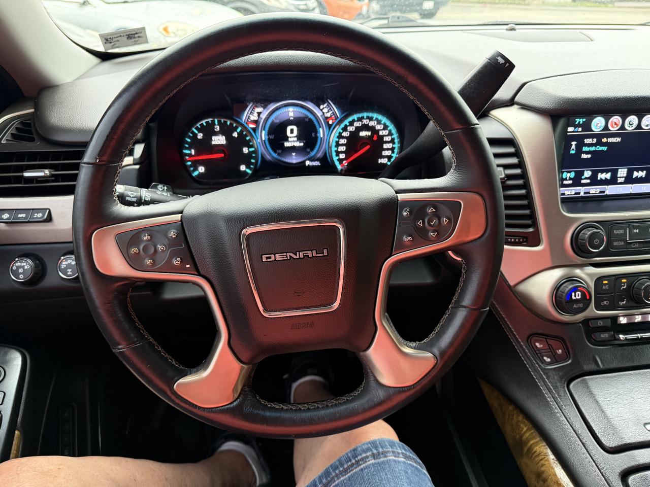 GMC Yukon XL 4WD 4dr Denali 2017