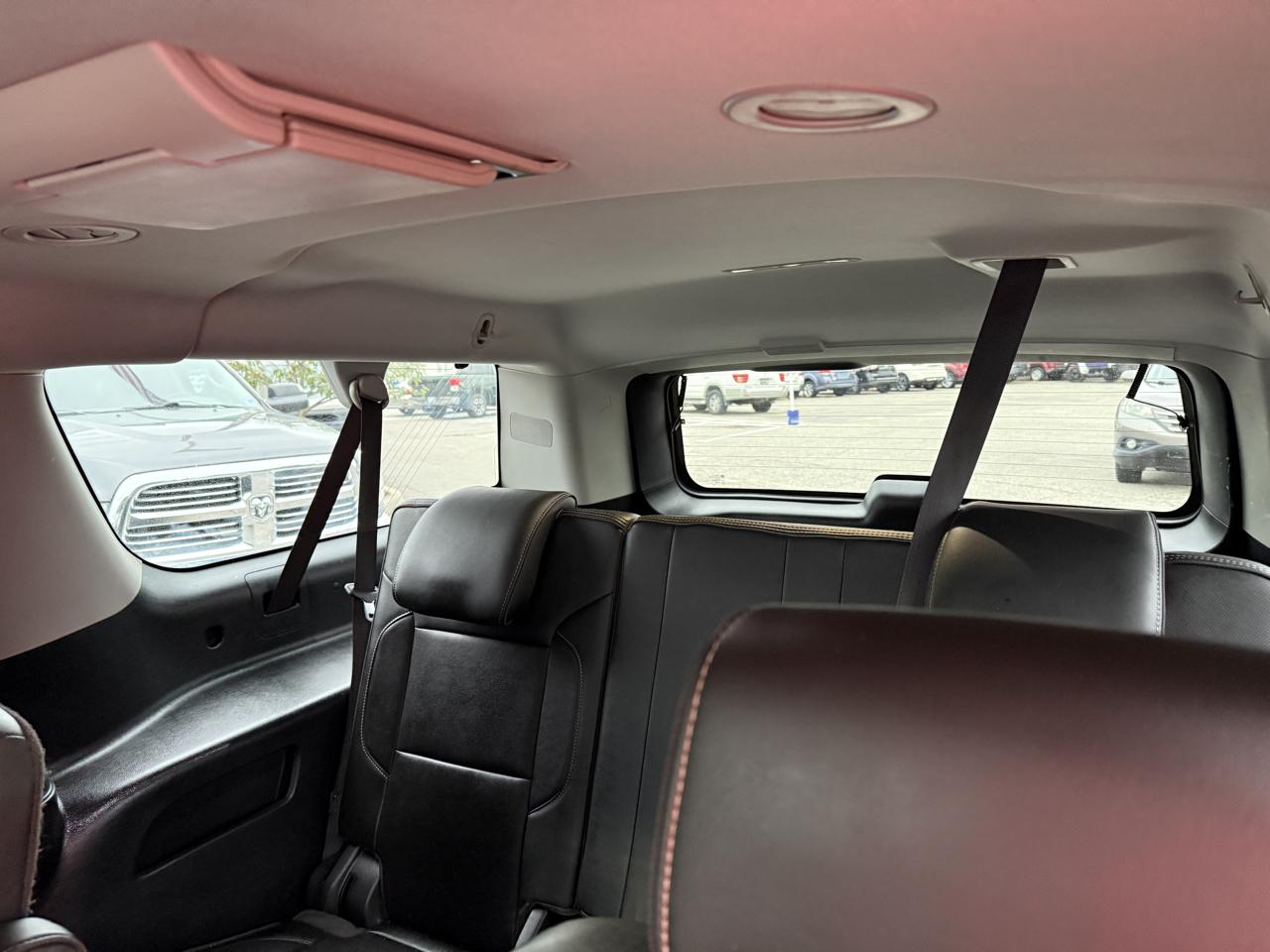 GMC Yukon XL 4WD 4dr Denali 2017