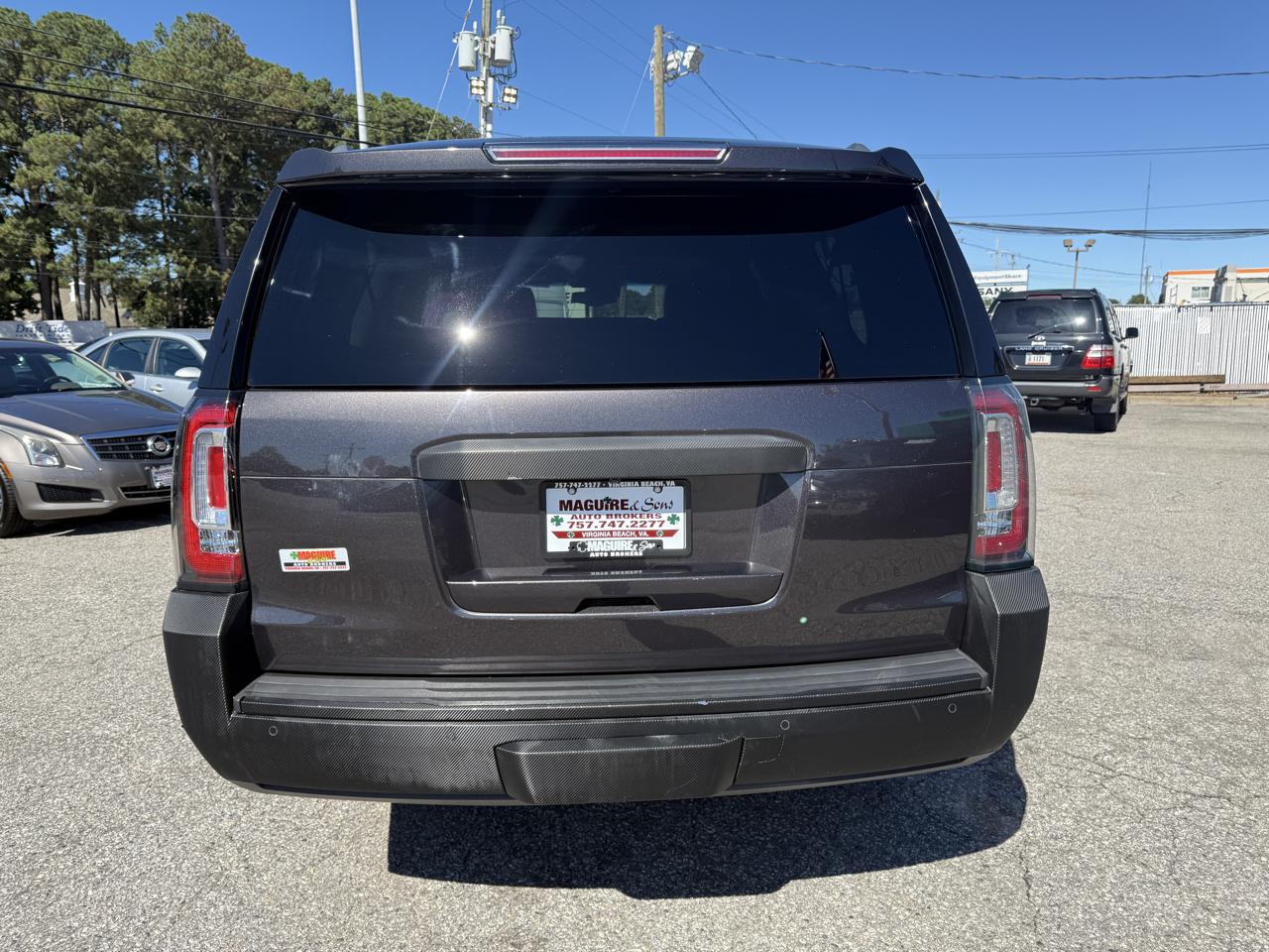 GMC Yukon XL 4WD 4dr Denali 2017