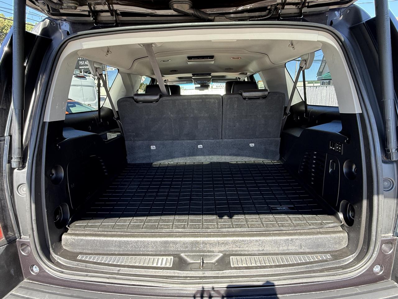 GMC Yukon XL 4WD 4dr Denali 2017