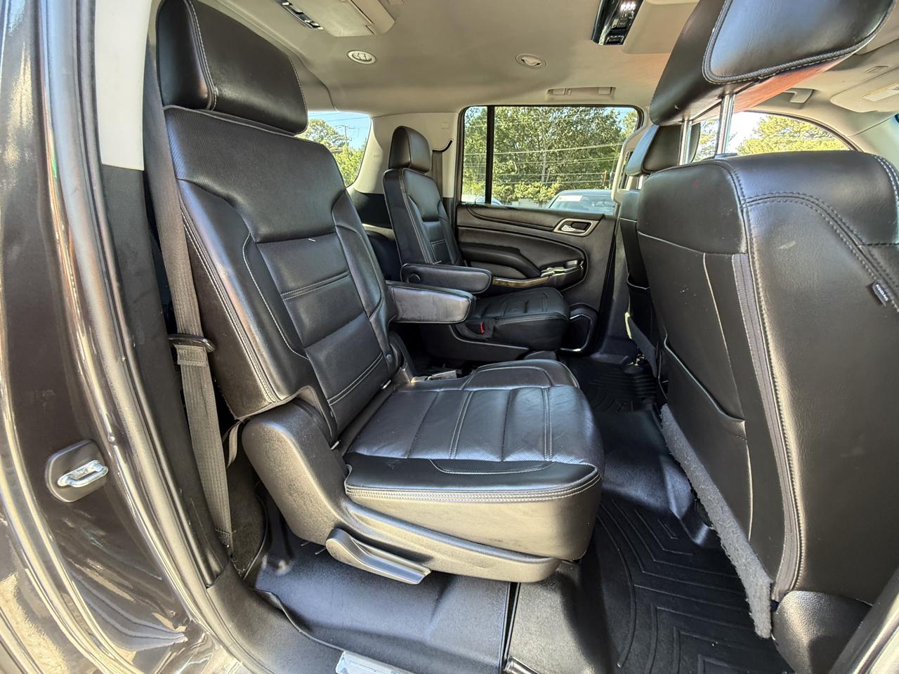 GMC Yukon XL 4WD 4dr Denali 2017