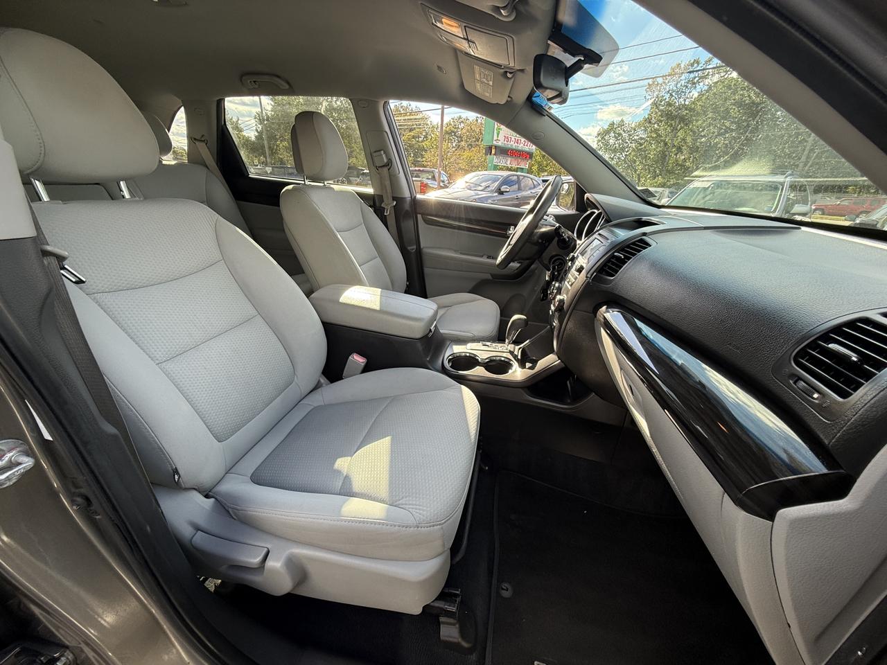 Kia Sorento LX AWD 2013