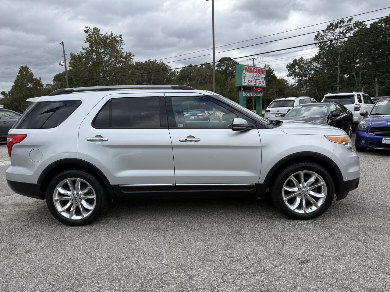 Ford Explorer 4WD 4dr Limited 2011