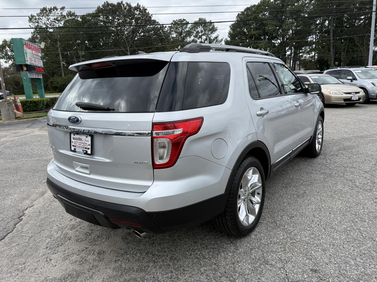 Ford Explorer 4WD 4dr Limited 2011