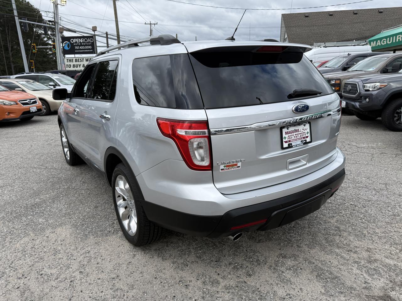 Ford Explorer 4WD 4dr Limited 2011