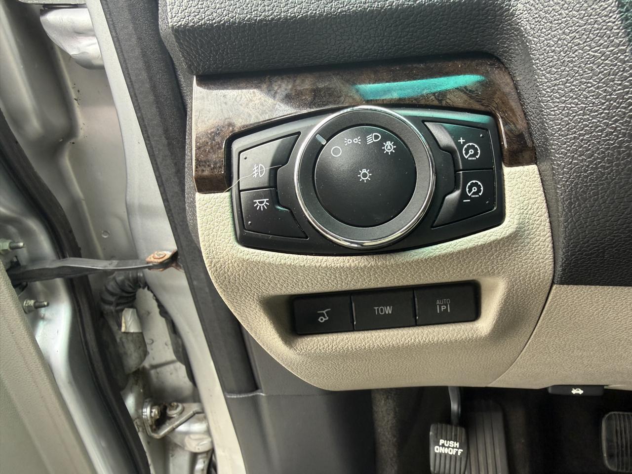 Ford Explorer 4WD 4dr Limited 2011