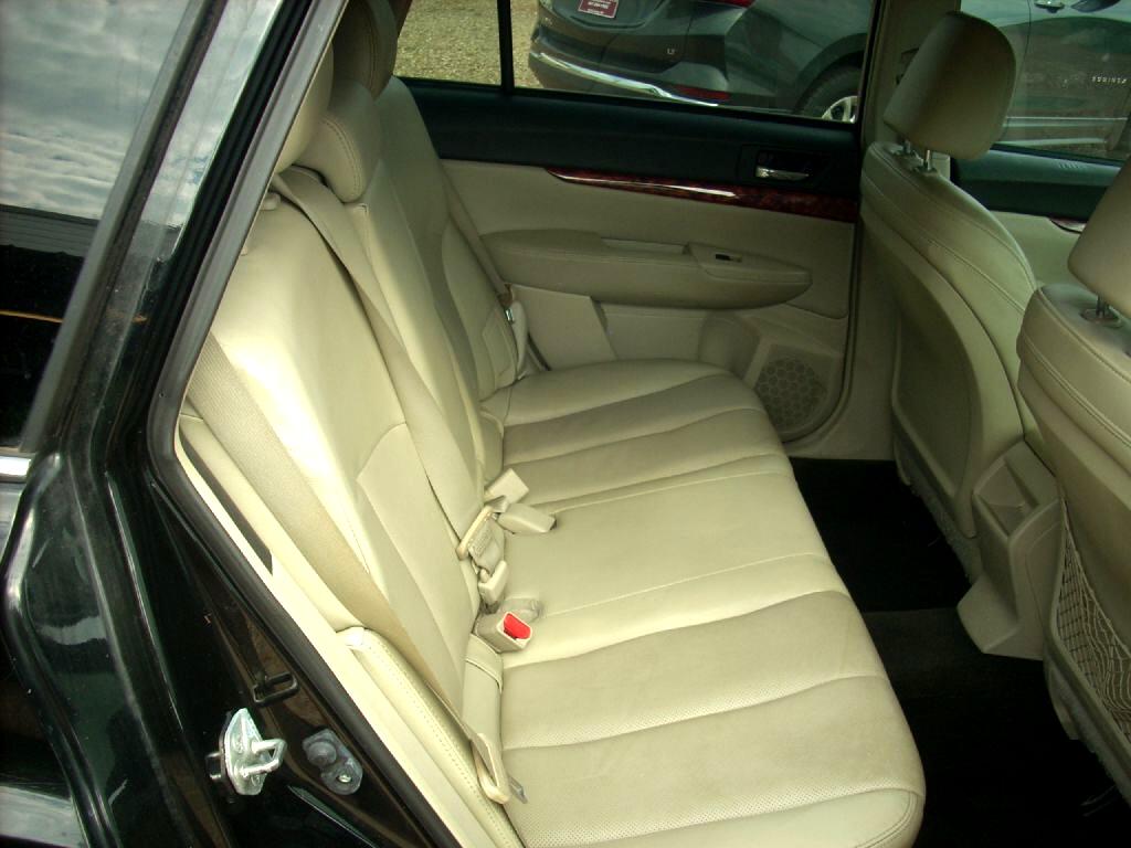 Subaru Outback 2.5i Limited 2012 Subaru Outback 2.5i Limited 2012