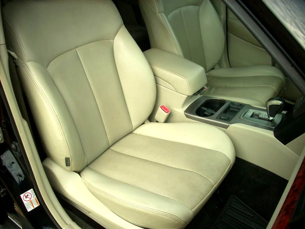 Subaru Outback 2.5i Limited 2012 Subaru Outback 2.5i Limited 2012