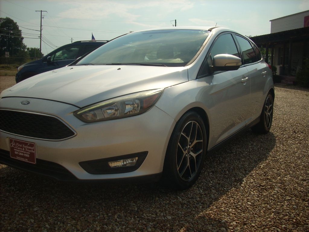 Ford Focus SEL Hatch 2017 Ford Focus SEL Hatch 2017
