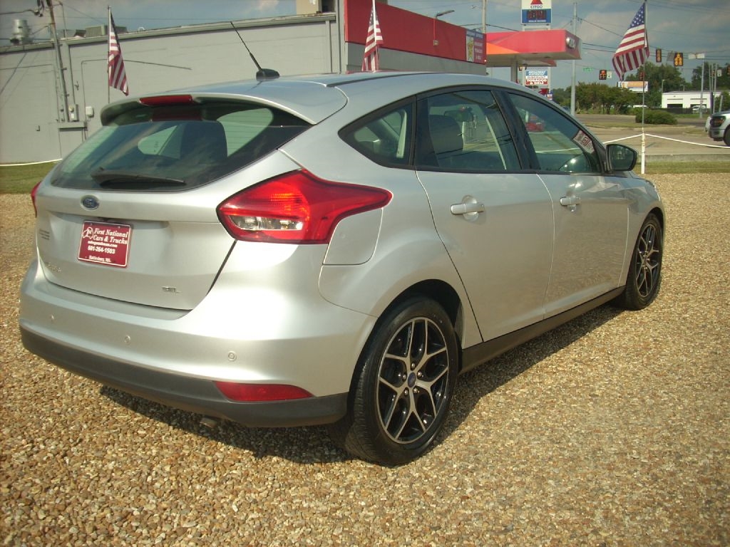 Ford Focus SEL Hatch 2017 Ford Focus SEL Hatch 2017
