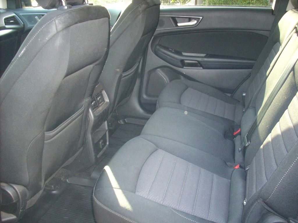 Ford Edge SE FWD 2019