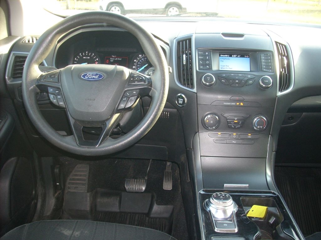 Ford Edge SE FWD 2019