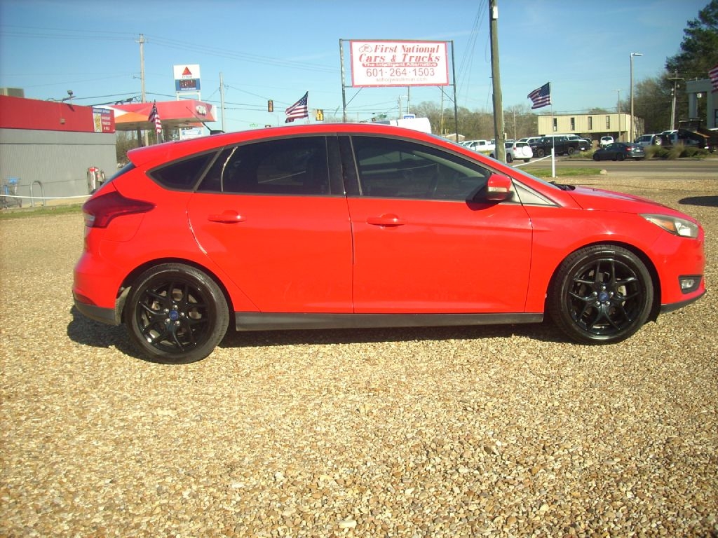 Ford Focus SE Hatch 2016