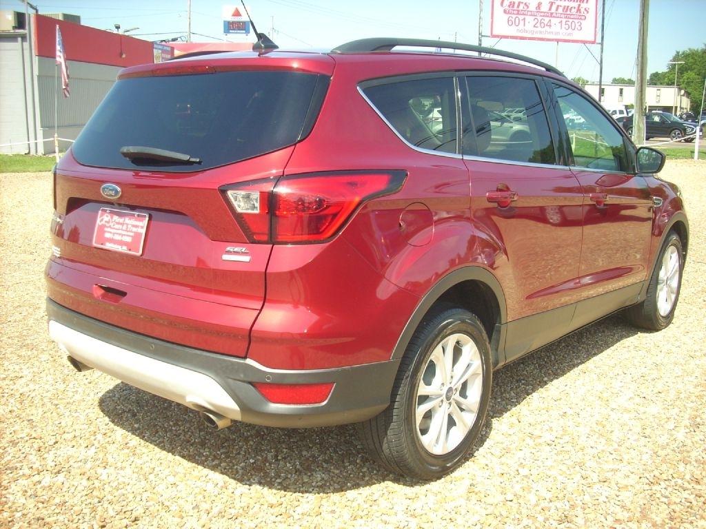 Ford Escape SEL FWD 2019