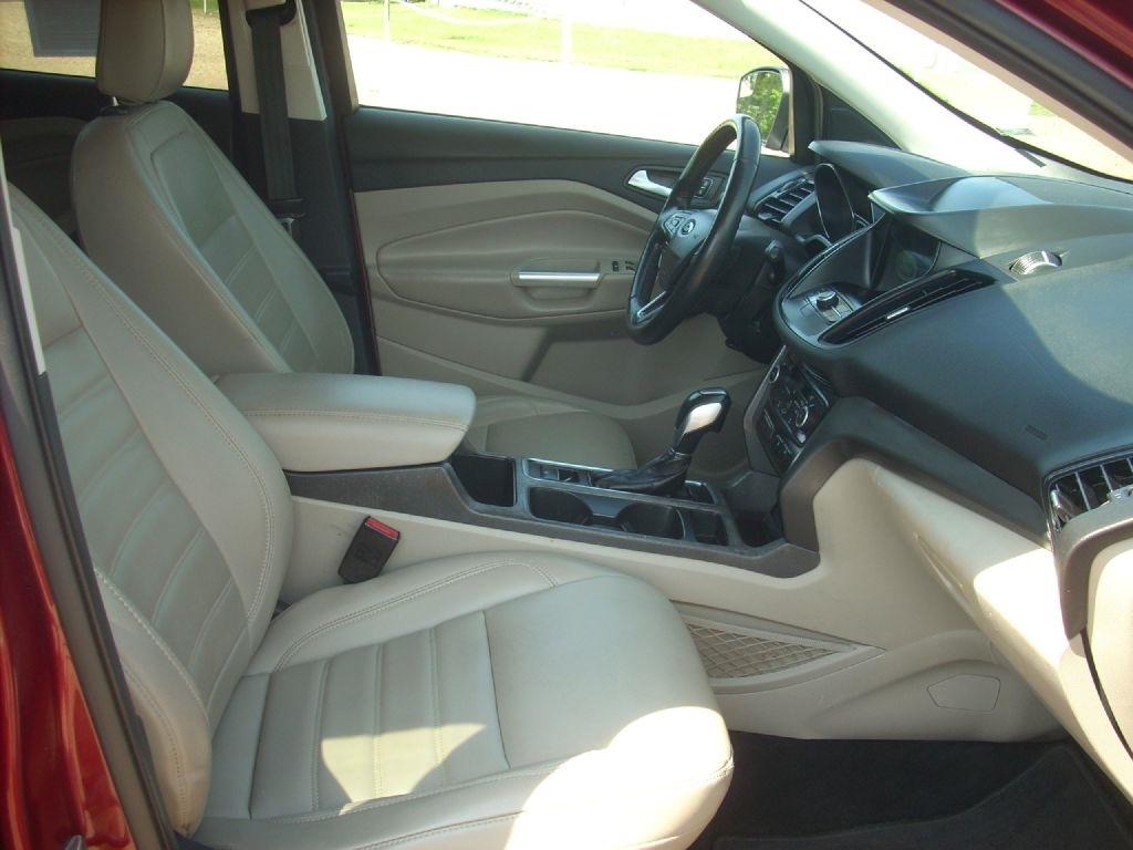 Ford Escape SEL FWD 2019