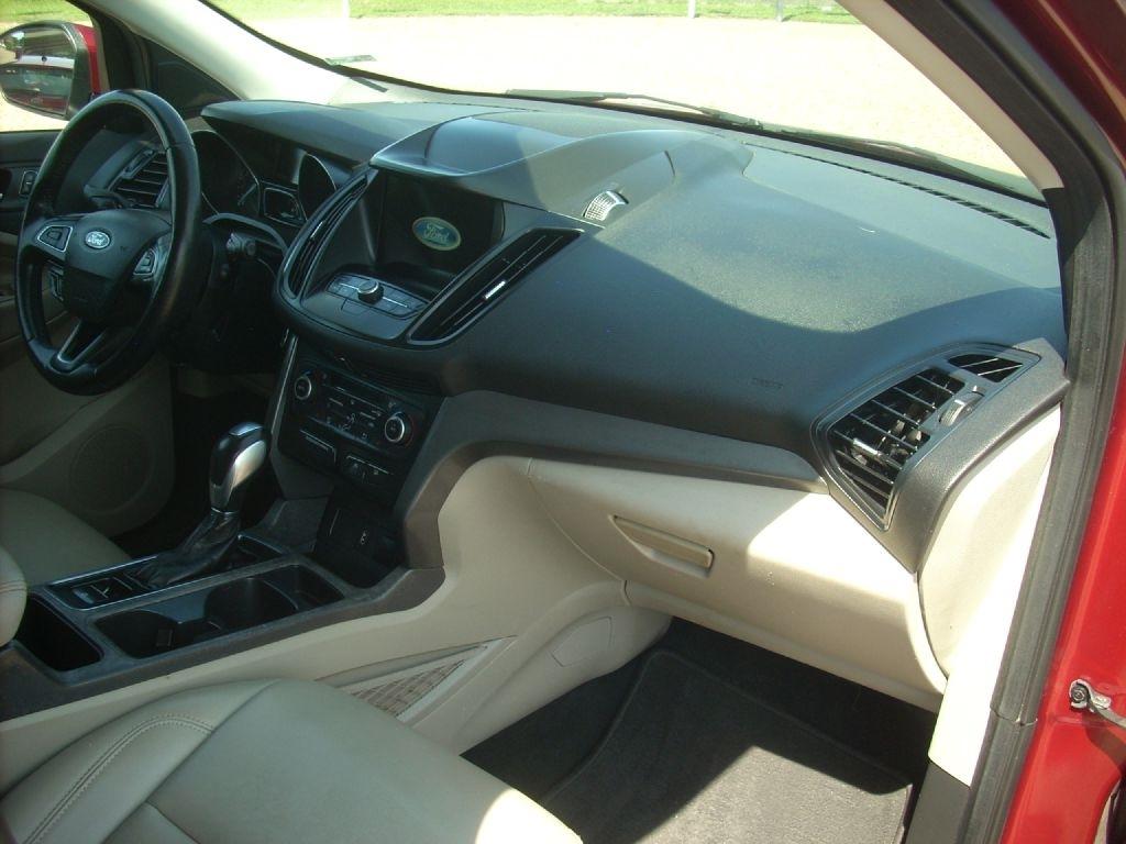 Ford Escape SEL FWD 2019