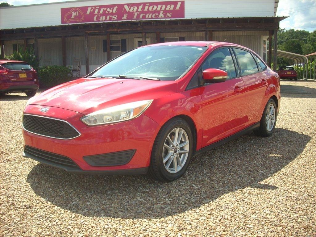 Ford Focus SE Sedan 2016