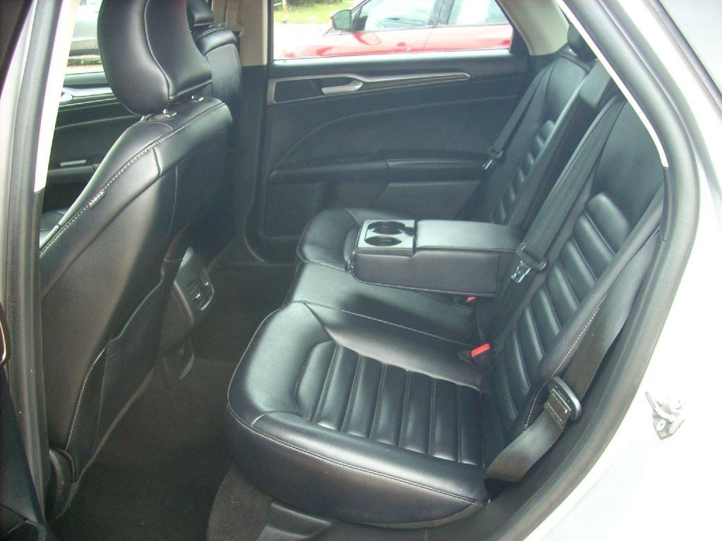 2019 Ford Fusion SEL - Photo 10
