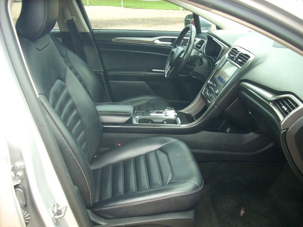 2019 Ford Fusion SEL - Photo 14