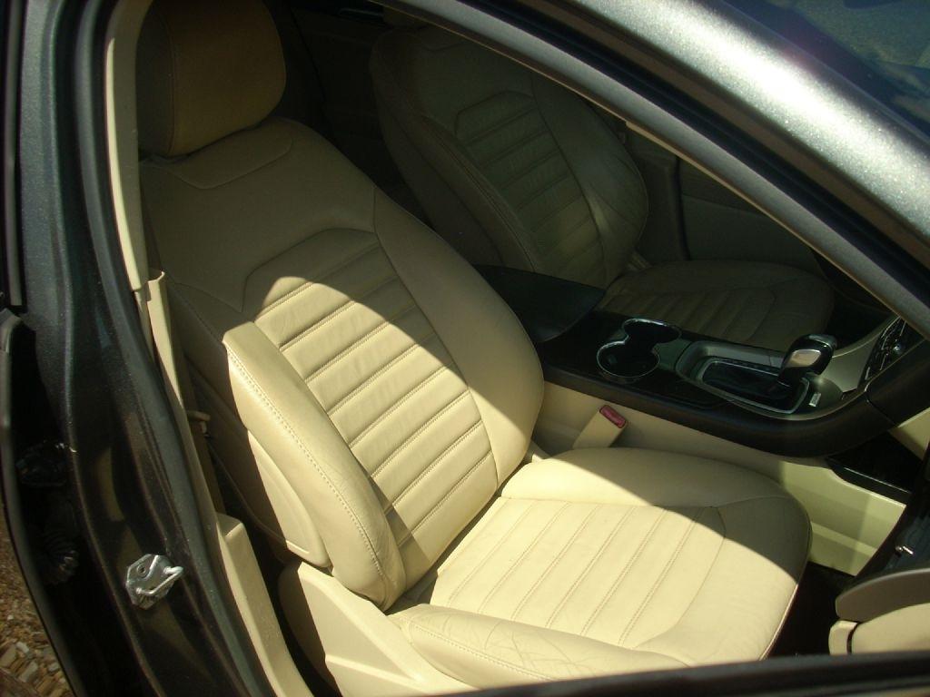 Ford Fusion SE 2016