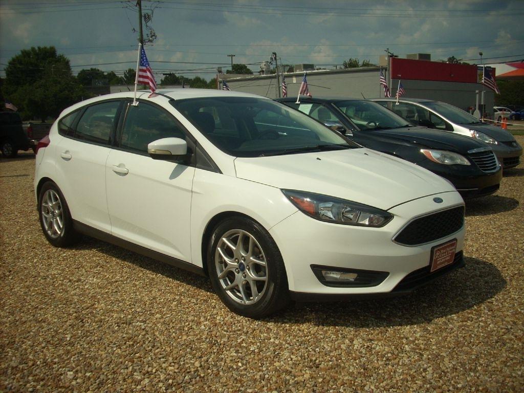 Ford Focus SE Hatch 2015