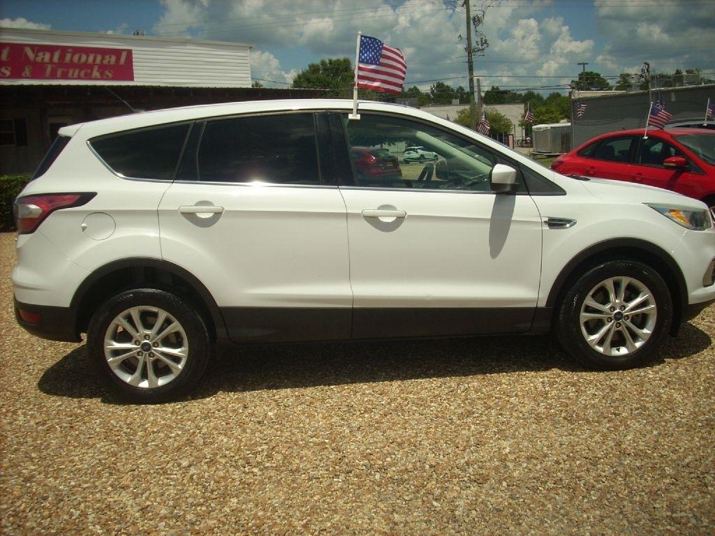 Ford Escape SE FWD 2017