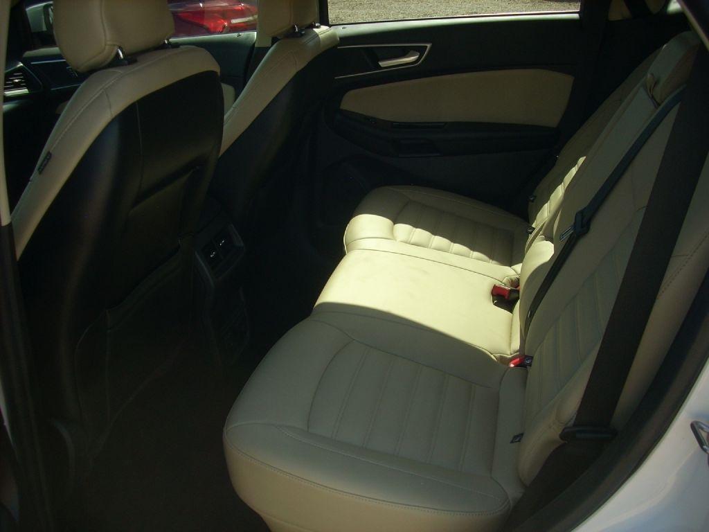 Ford Edge SEL FWD 2019