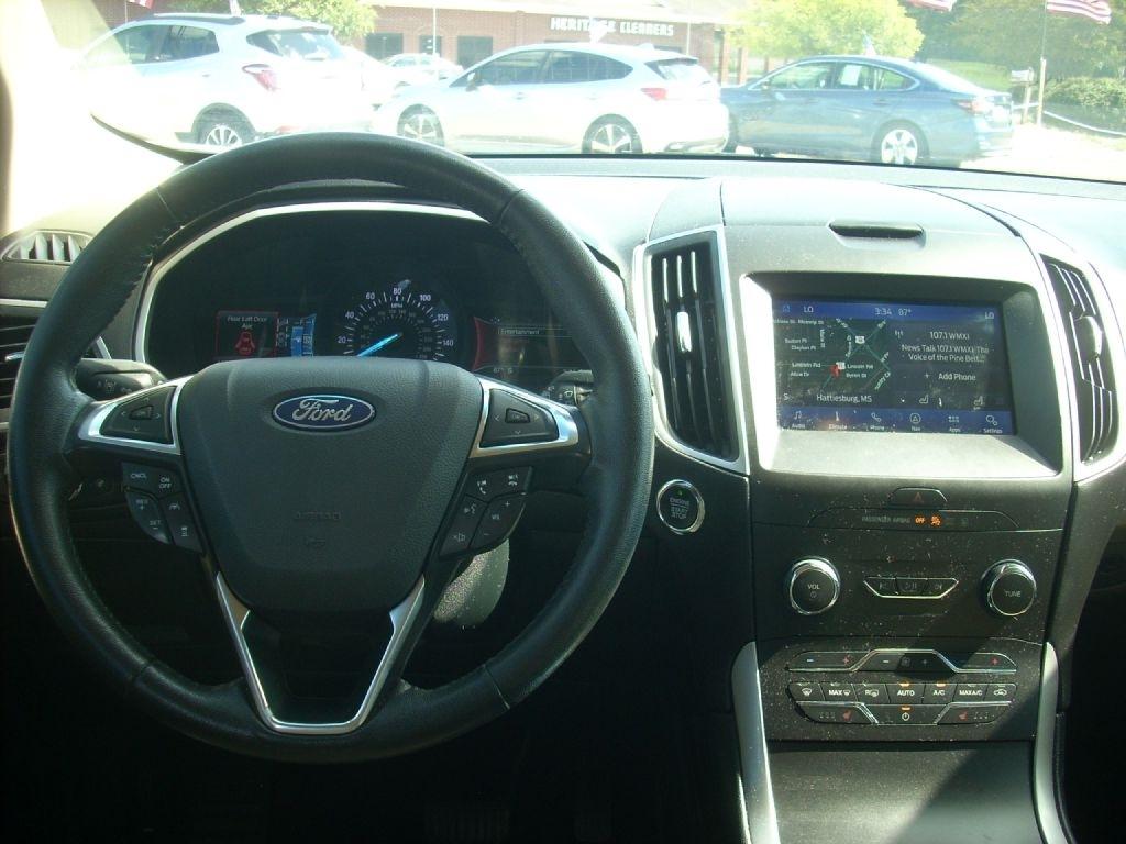 Ford Edge SEL FWD 2019