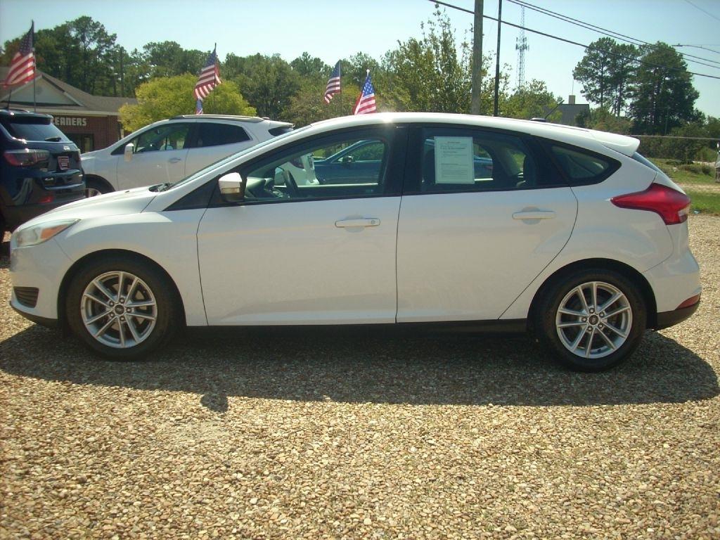 Ford Focus SE Hatch 2016