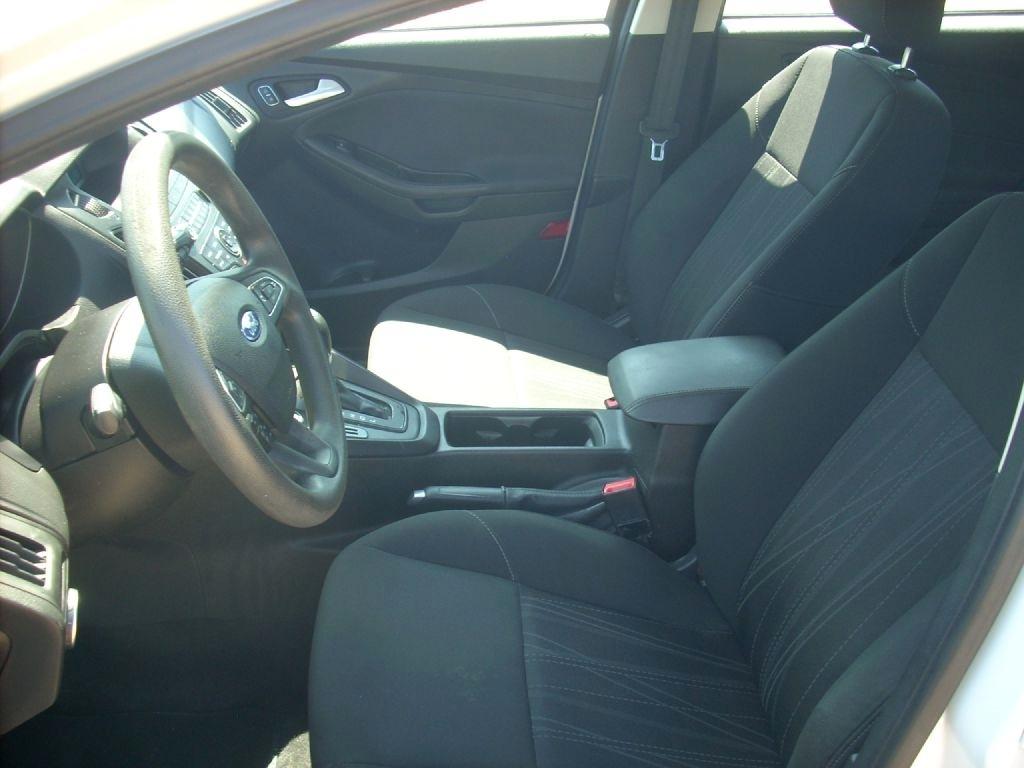Ford Focus SE Hatch 2016