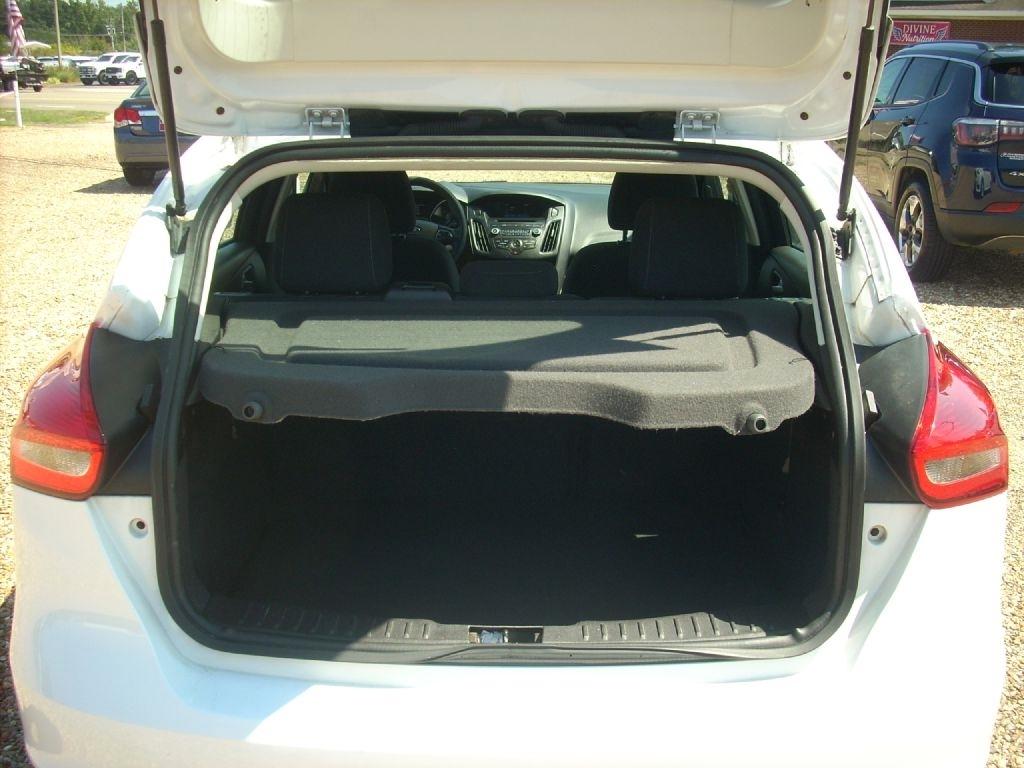 Ford Focus SE Hatch 2016