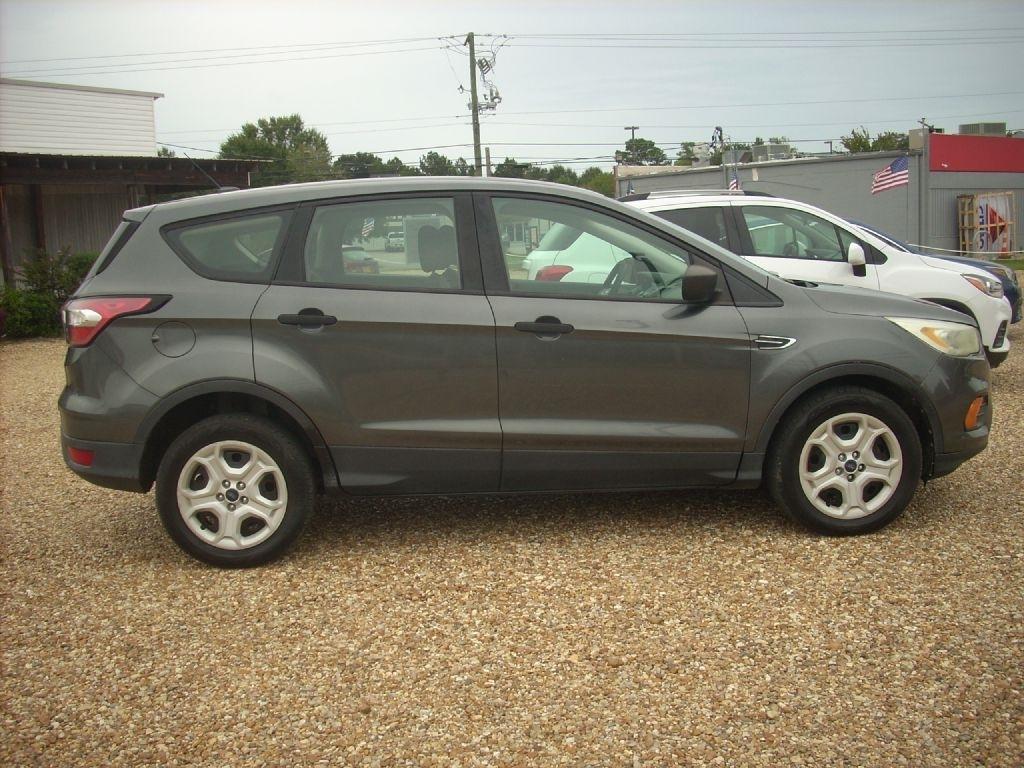 Ford Escape S FWD 2017