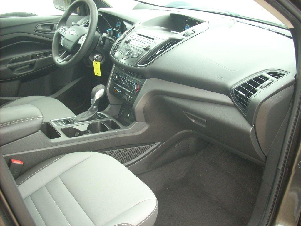 Ford Escape S FWD 2017