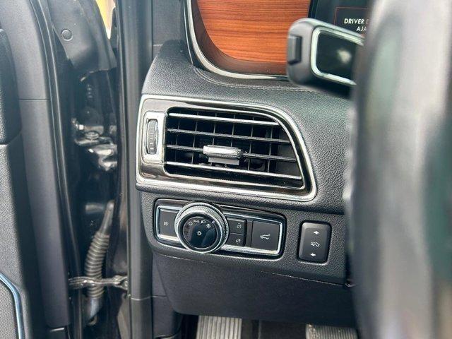 Lincoln Navigator  2020