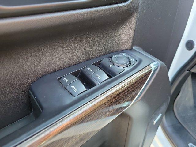 Chevrolet Silverado 1500  2020