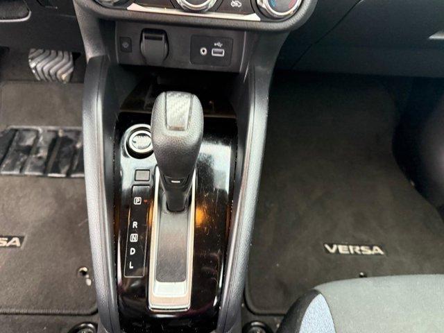 Nissan Versa  2024